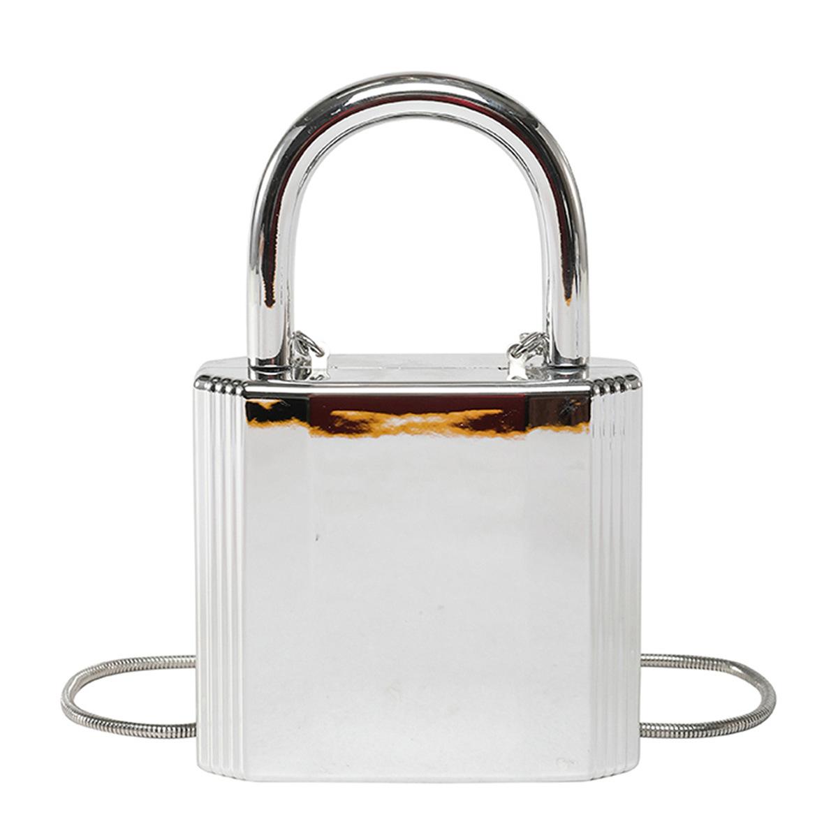 

Personalized acrylic bag 2025 new European and American fashion glossy messenger bag women s versatile chain dinner bag tide серебряный