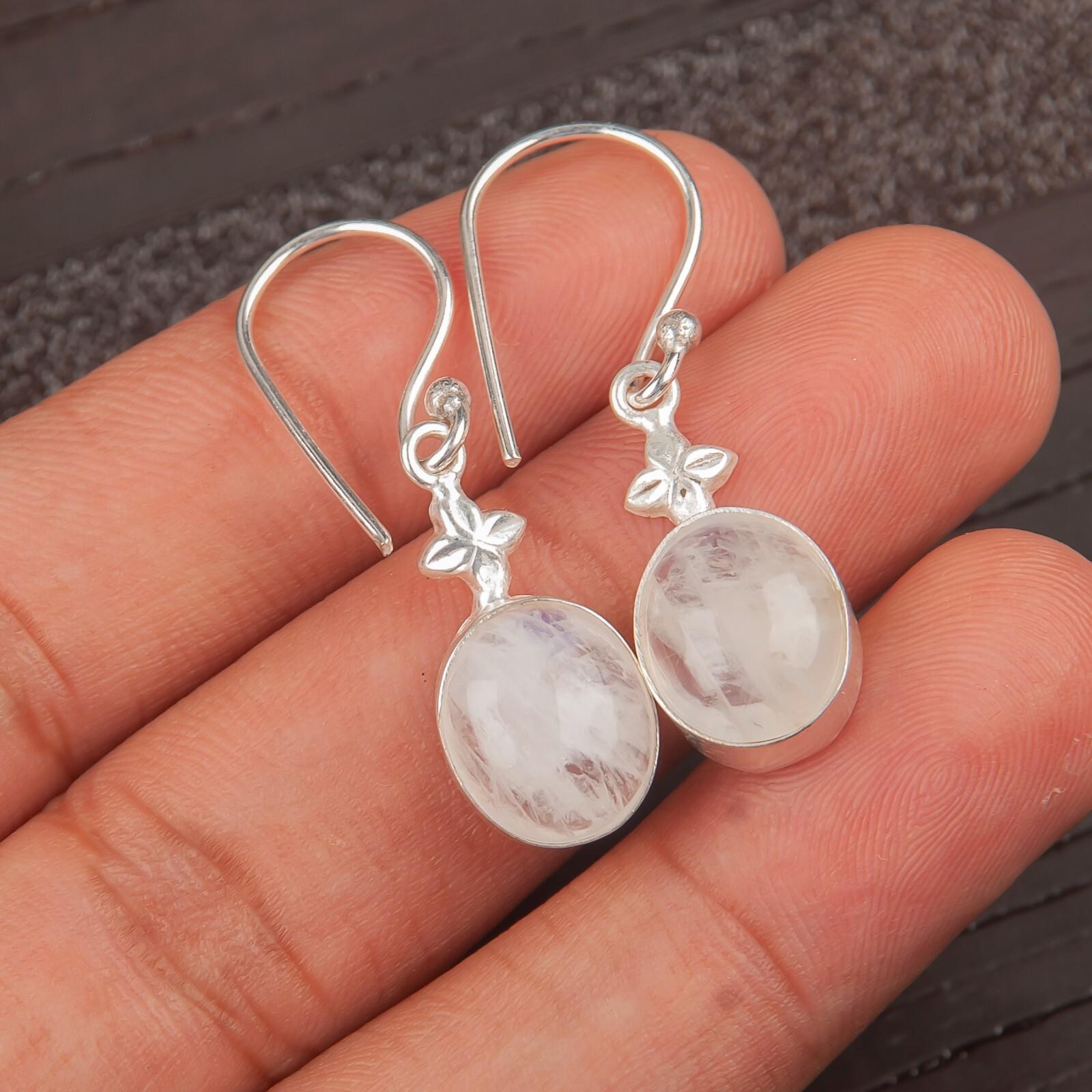 

Rainbow Moonstone Gemsstone 925 Sterling Silver Lovely Jewelry Earrings For Wife EE-6-35