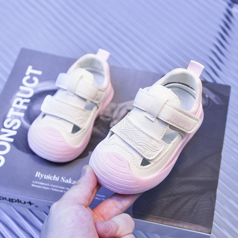 Girls Sandals New Summer Closed-Toe Kids Lightweight Sandals Breathable Soft Sole Sports Shoes