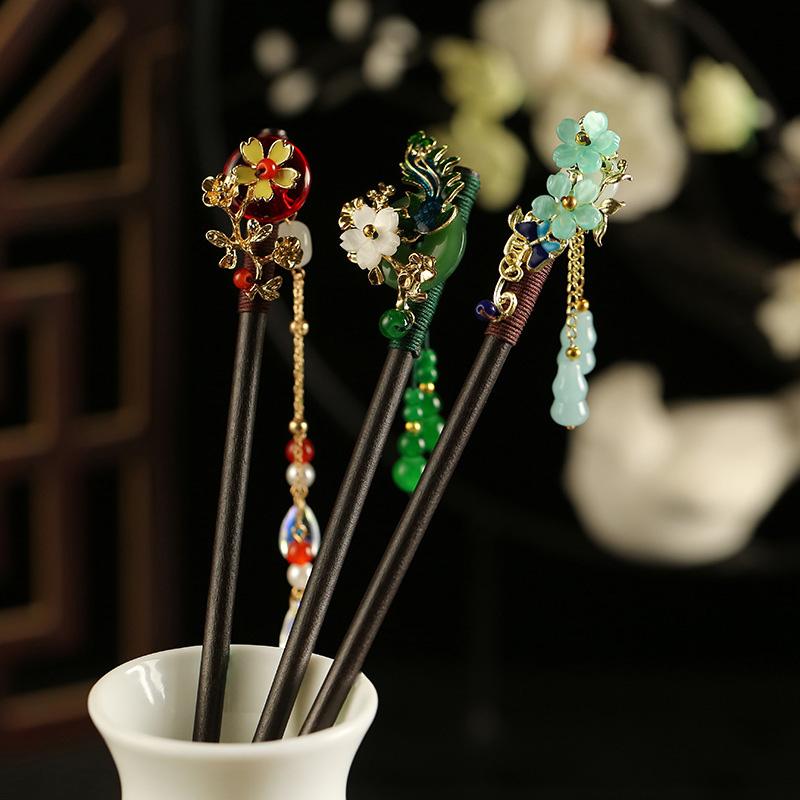 1Pc Petal Hairpin New Chinese Style Tassel Hairpin Fresh Wood Ancient Headwear Sandalwood Hairpin Tassel