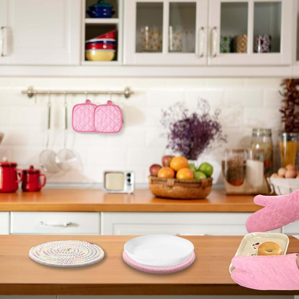 Pink Heat Resistant Oven Mitts and Potholders Set, 2 Packs of Quilted Gloves and 2 Packs of Heatproof Pads, Strong Grip for Hot Pans, Ideal for