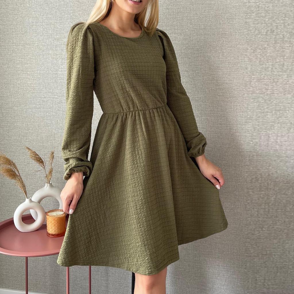 Damskie bufiaste długie rękawy z wysokim stanem, swobodne dzianinowe sukienki z okrągłym dekoltem i długością do kolan