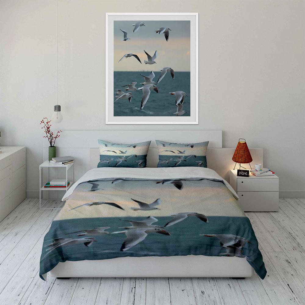 3Pcs Flying Seagulls Over the Ocean Bedding Set, Realistic Coastal Print Duvet Cover + 2 Pillowcases, Serene Decor