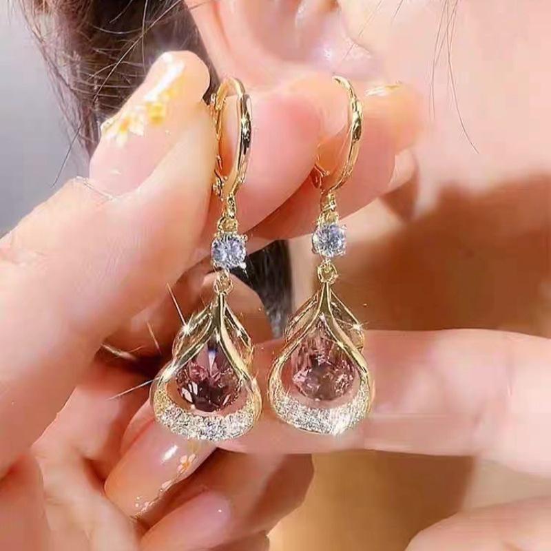 S925 Silver Teardrop Pearl Zircon Stud Earrings: Elegant Women's Fashion