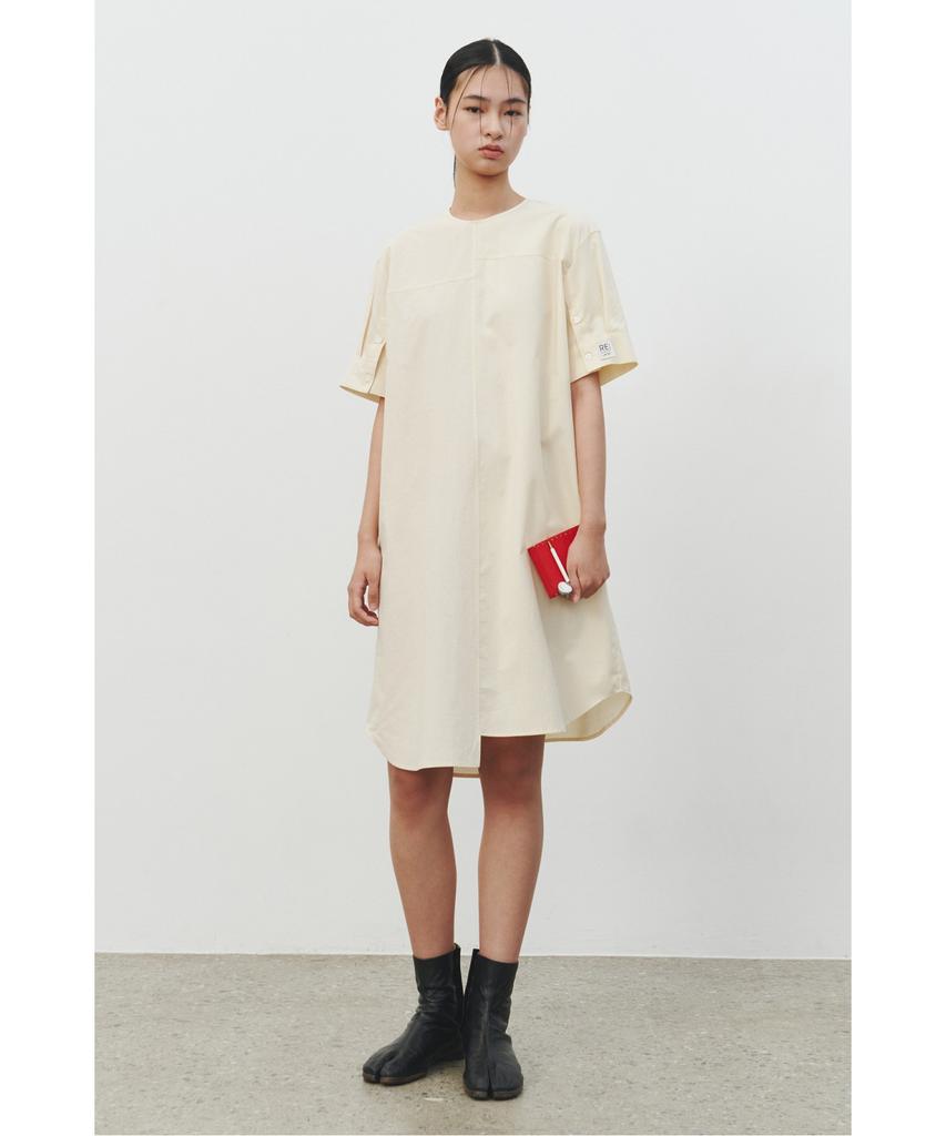 Recorde Mock Neck Split Dress_Rqdam25572Ivx