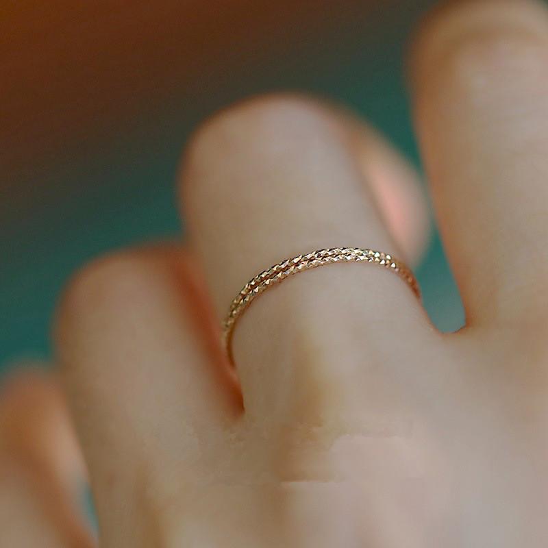 Minimalistický tenký prsten 925 Sterling Silver Pozlacený 14K Zlatem pro Ženy Korejský Módní Stackable Prsten