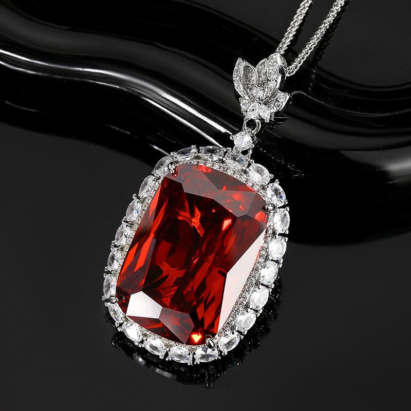 Jewelry Copper Bottom Gold-Plated Simulation Orange Red Zirconium Temperament Pendant Necklace Main Stone 20 * 28