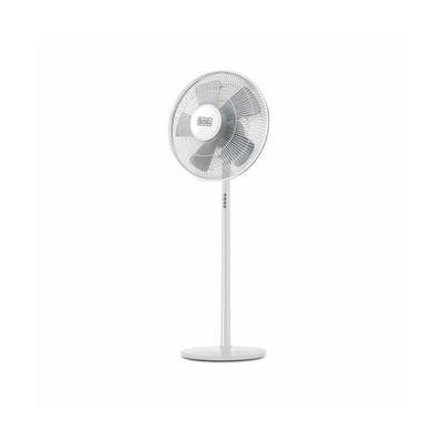 Stojanový ventilátor BLACK+DECKER BXEFP60E s výkonom 60 W, 3 rýchlosti, 5 lopatiek, systém automatickej oscilácie, nastaviteľný sklon