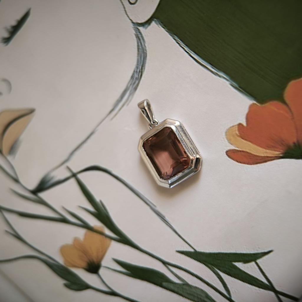 Серебряная подвеска с султанитом 3.275ct (2179917)