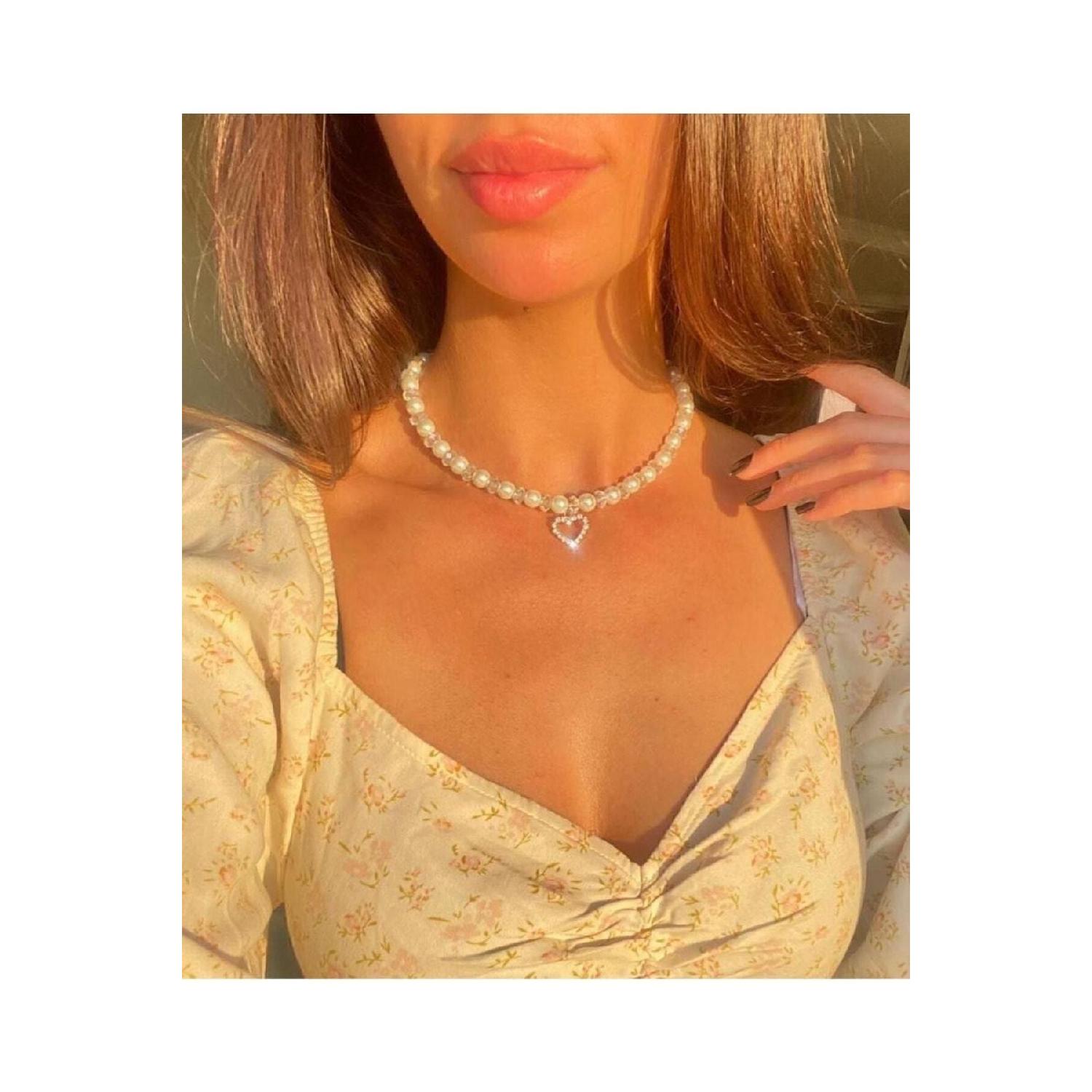 

Incillary Heart Necklace білий