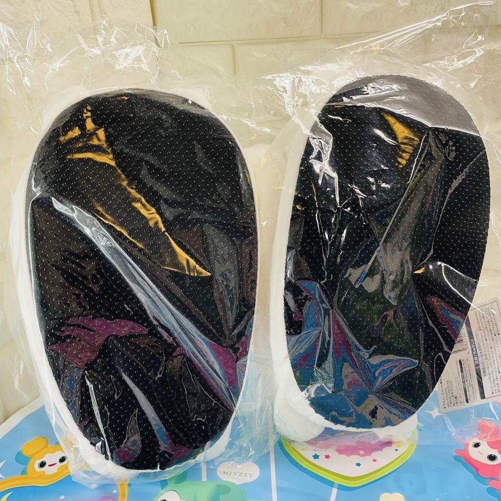 [USED] Dahyun TWICE LOVELYS Plush Slippers + Original Bag