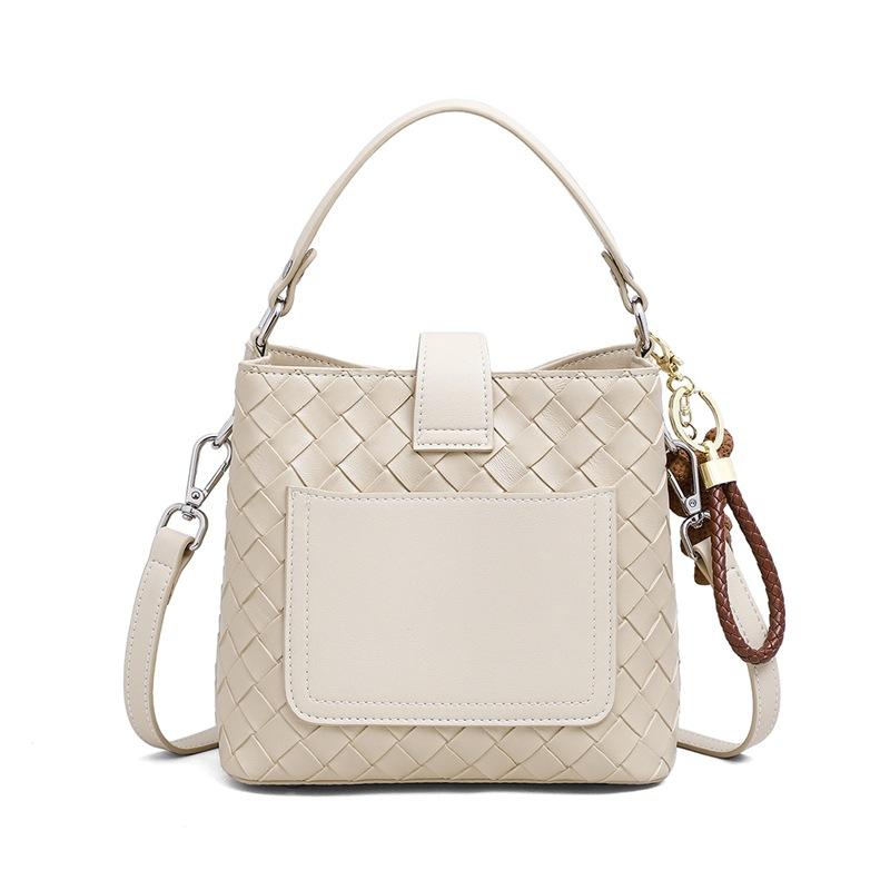 Bucket Bag 2025 New Women's Bag Autumn Winter Fashion Versatile Woven Handbag Large Capacity Single Shoulder Crossbody Bag
