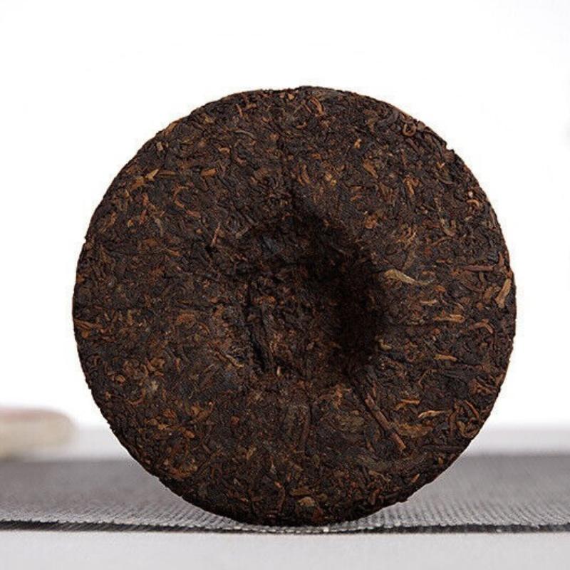 Yunnan Pu'er Tea 2018 Menghai Ripe Moisturizing Cake Big Tree Small Cake 100g