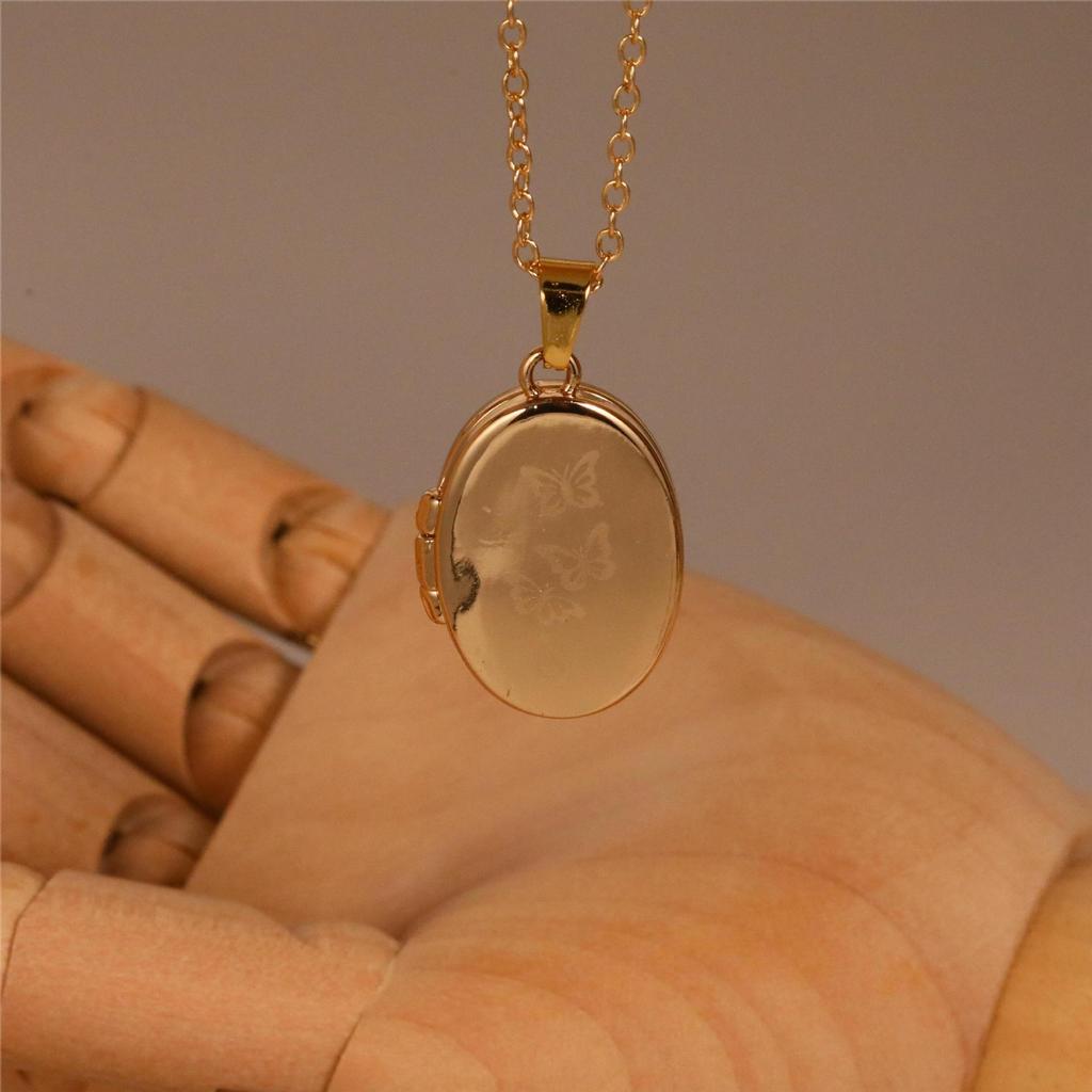 Valentine'S Day Niche Design Love Box Pendant Necklace Open And Close Peach Heart Pendant Collarbone Chain Copper Plated Real Gold