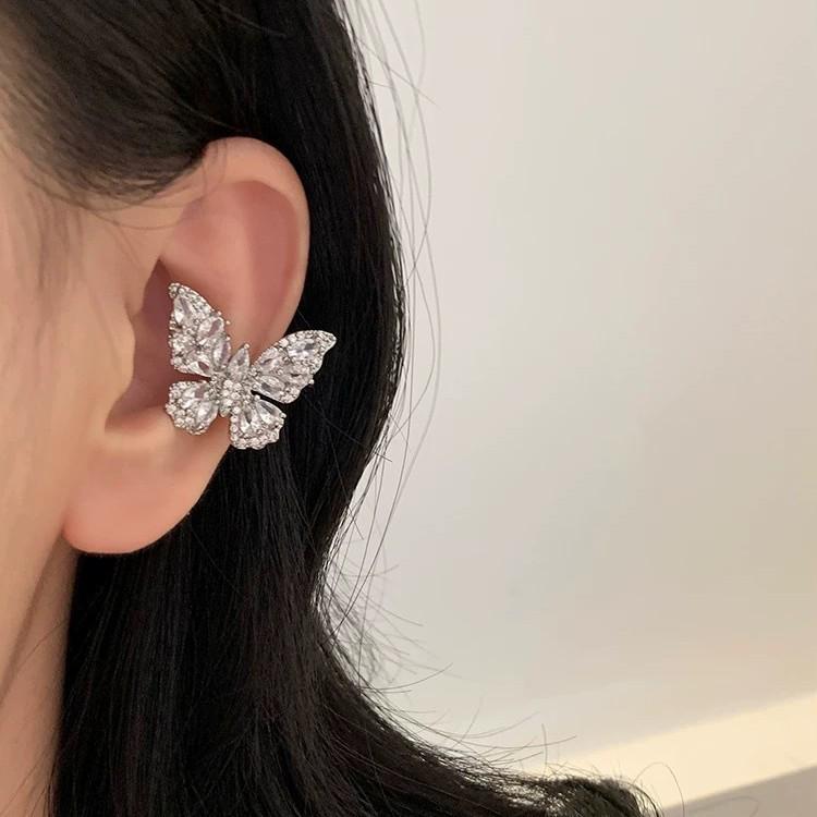 Exquisite French Zircon Butterfly Ear Cuff: Unique, Fashionable, Non-Pierced Elegant Jewelry