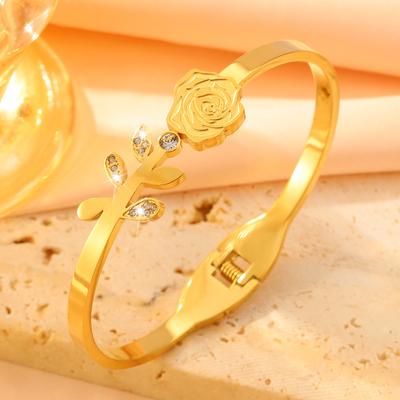 Fashionable and Luxurious Creative Rose Flower Outfit for Women To Wear Open Spring Bracelet