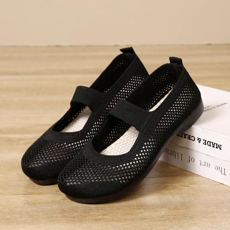 2025 fashion Summer Women Flat Shoes Breathable Soft Sole Slip On Casual Mesh Beijing Cloth Shoes for Middle Aged Mothers