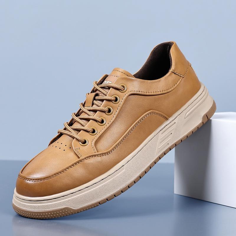 Fashion Spring Autumn Retro Leather Casual Sneakers for Men Designer Soft Sole Outdoor Platform Shoes Men Fashion Designer Board Shoes