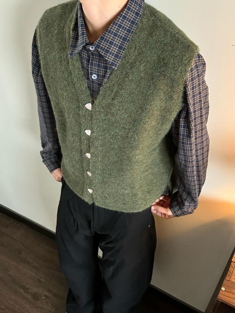 Unisex Autumn V-Neck Knitted Sleeveless Vest - Casual Korean Style Sweater for Layering