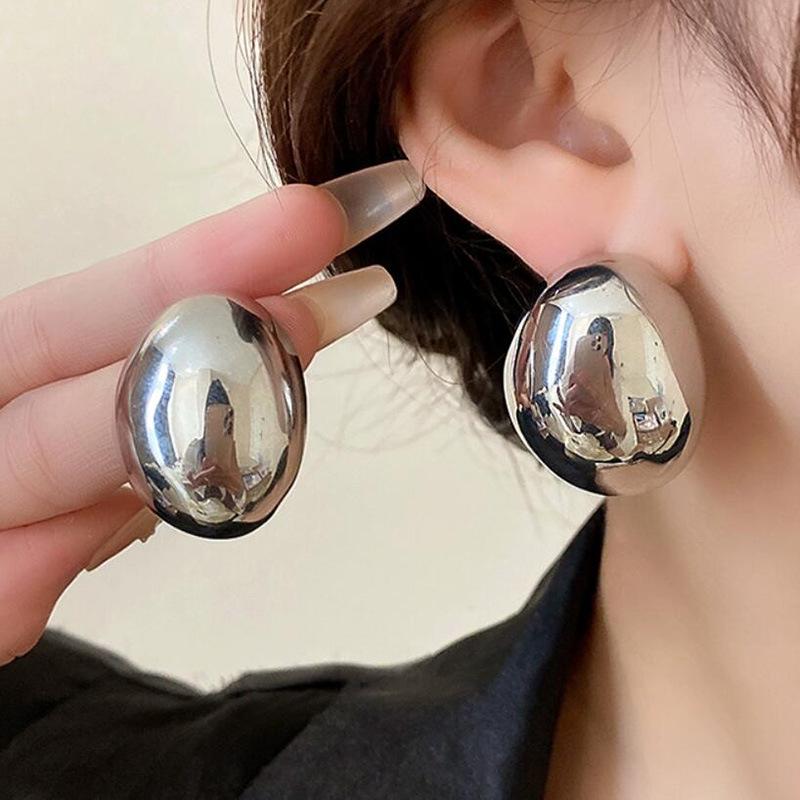 Modne Nieregularne Metalowe Kolczyki Owalne dla Kobiet - Styl Europejski i Amerykański