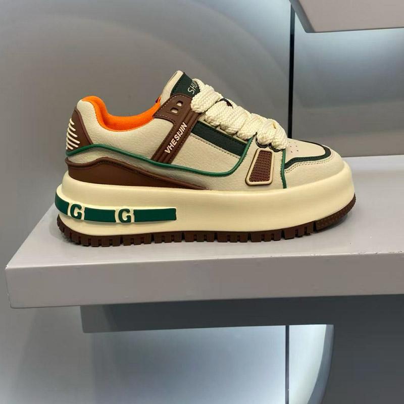 Herrenschuhe Herbst und Winter Neue lässige Sportschuhe Plateau-Erhöhungsschuhe