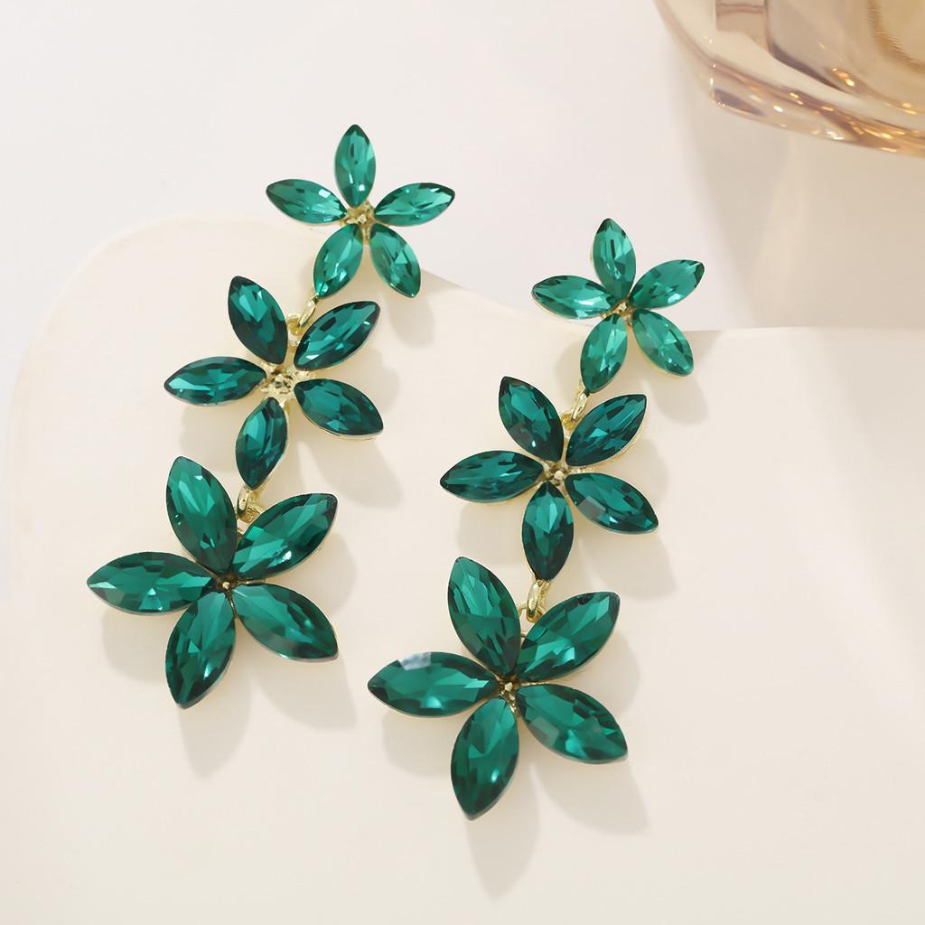 Elegant Floral Petal Drop Earrings With Gold Alloy For Evening Wear And Fashion Jewelry