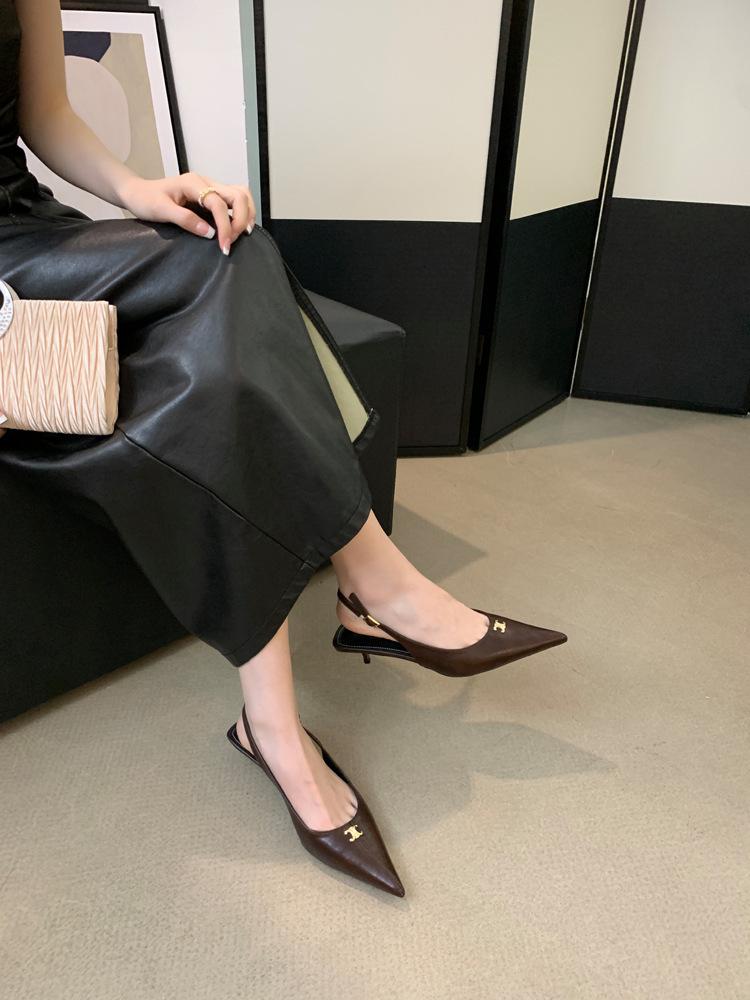 

New shoes women s fashion temperament wind metal buckle empty pointed head shallow mouth middle heel single shoes women 40 коричневый