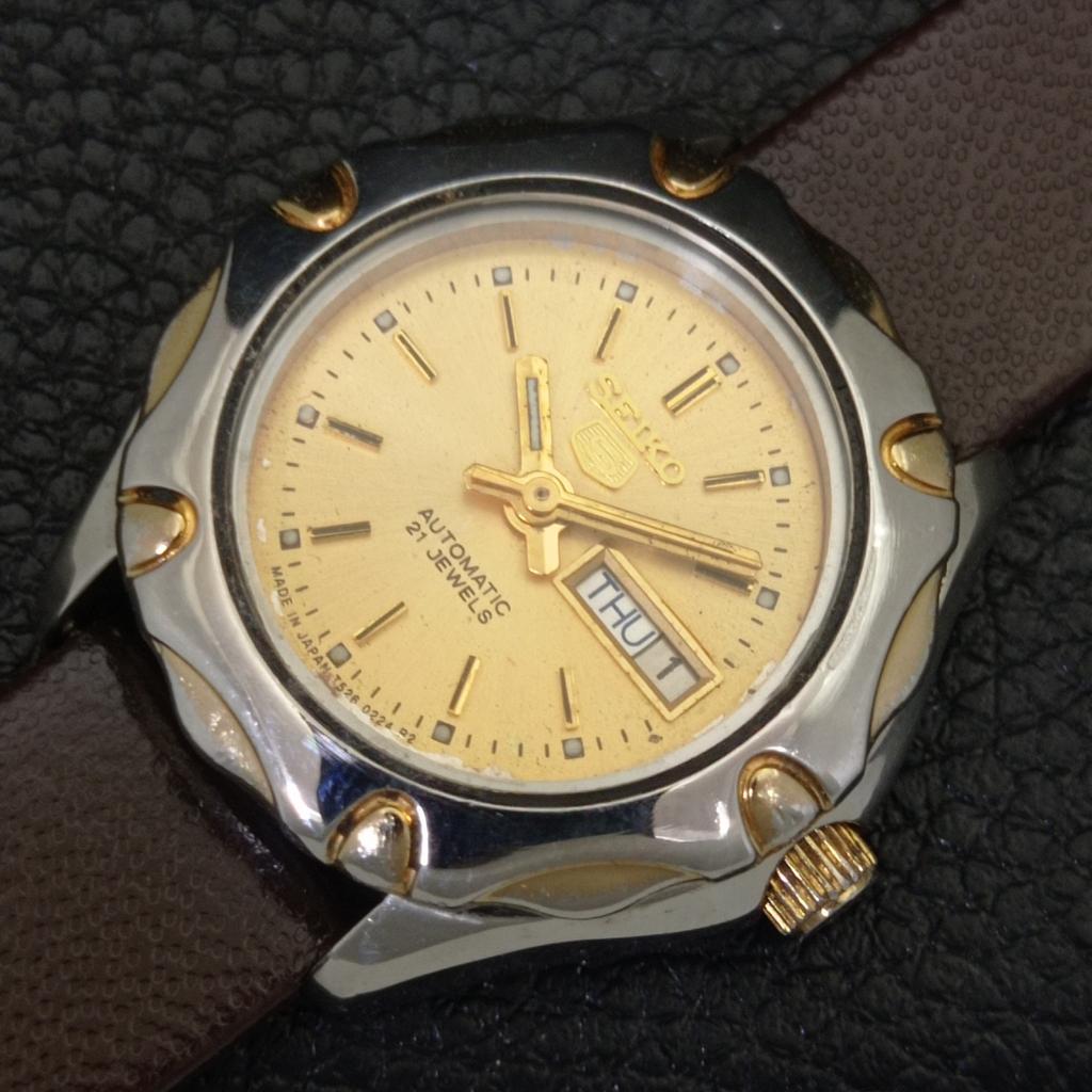 VINTAGE SEIKO 5 AUTOMATIC JAPAN WOMENS ORIGINAL DIAL WATCH A704244-1 R213i-a704244