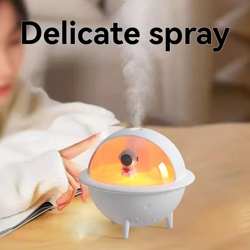 Neuer Luftbefeuchter Aroma Diffusor Bunter Astronaut Klein Tragbar Atomisierung USB Großes Nebelvolumen Desktop Schlafzimmer Zimmer Haushalt