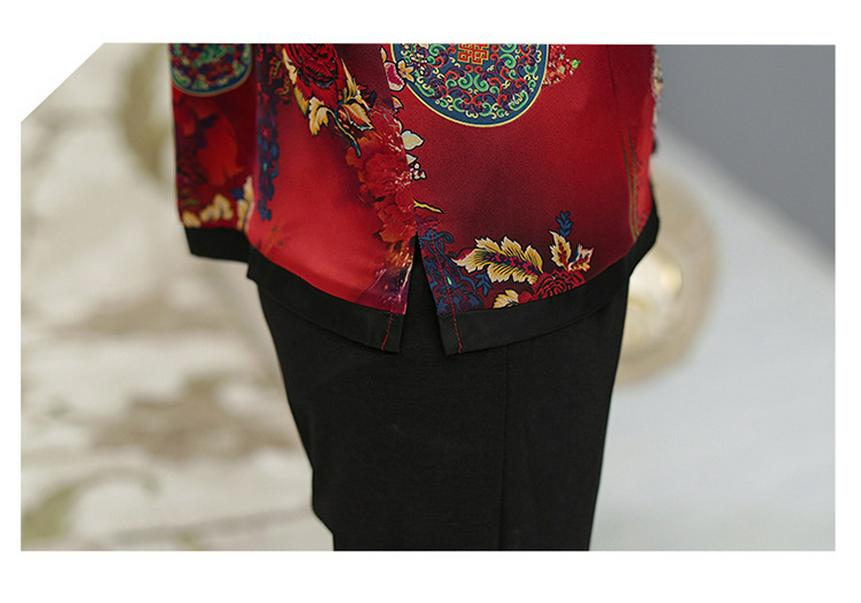 Sophisticated 60-Year-Old Women's Mulberry Silk Summer T-Shirt - Loose Fit, Short Sleeves, Tang Suit Style