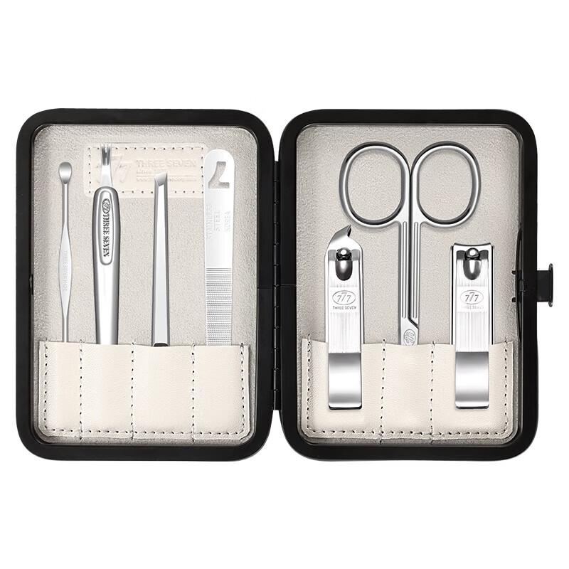 Three Seven 7-Piece Premium Nail Care Set