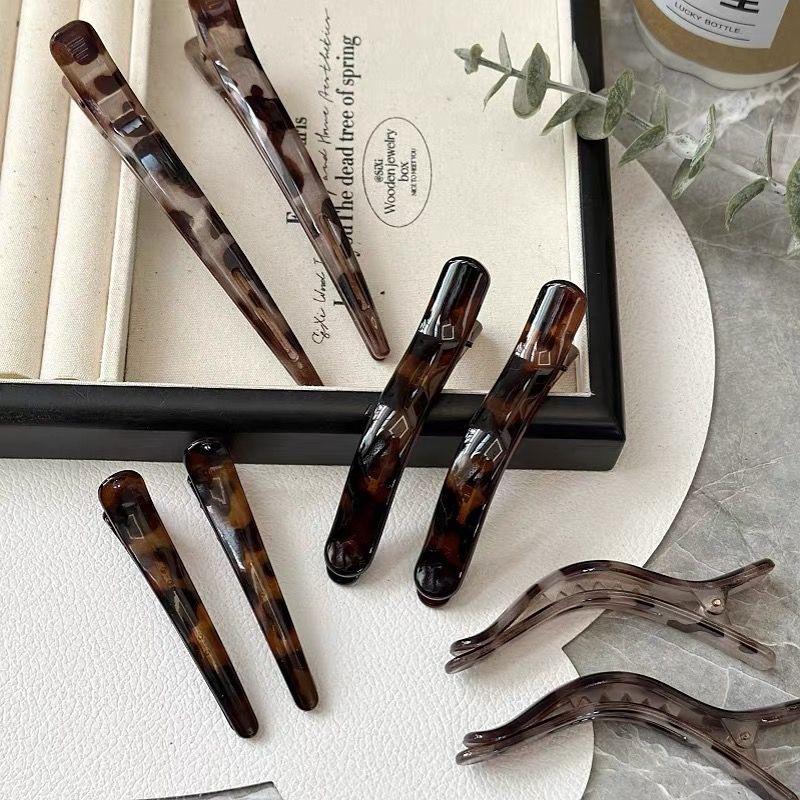 2 Pcs Large Leopard Print Hair Clips  Duckbill Edge Clips Non-Slip Grip for Back Head Styling Women's Fashion Hairpins