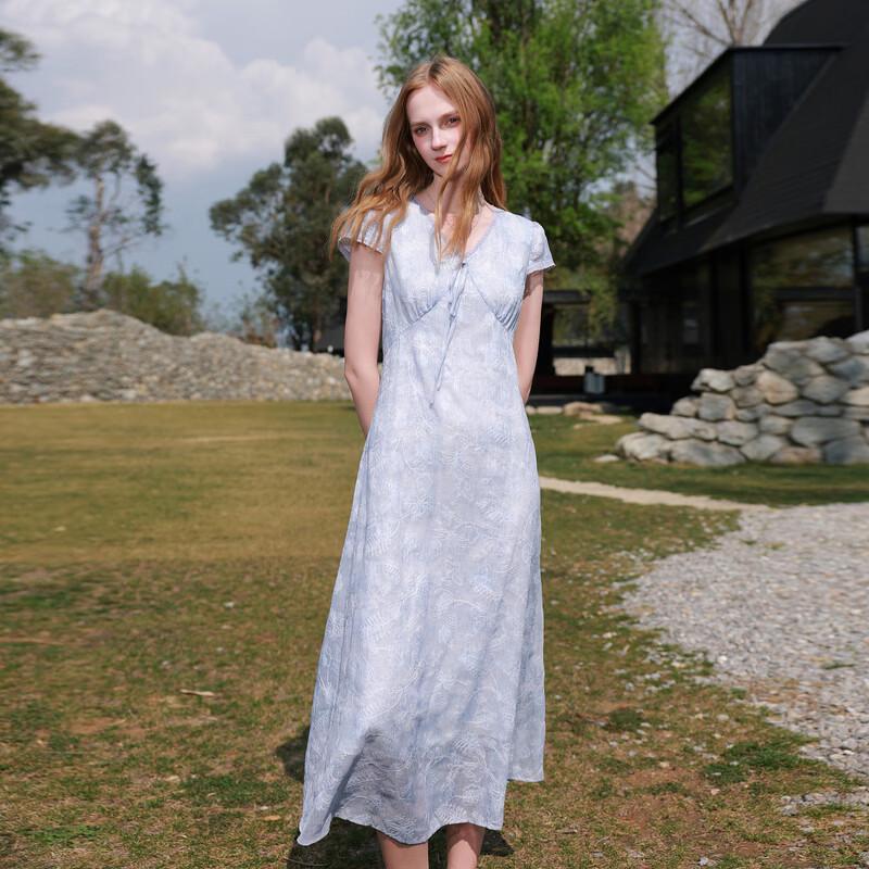 French Style Floral Embroidered V-Neck Maxi Dress
