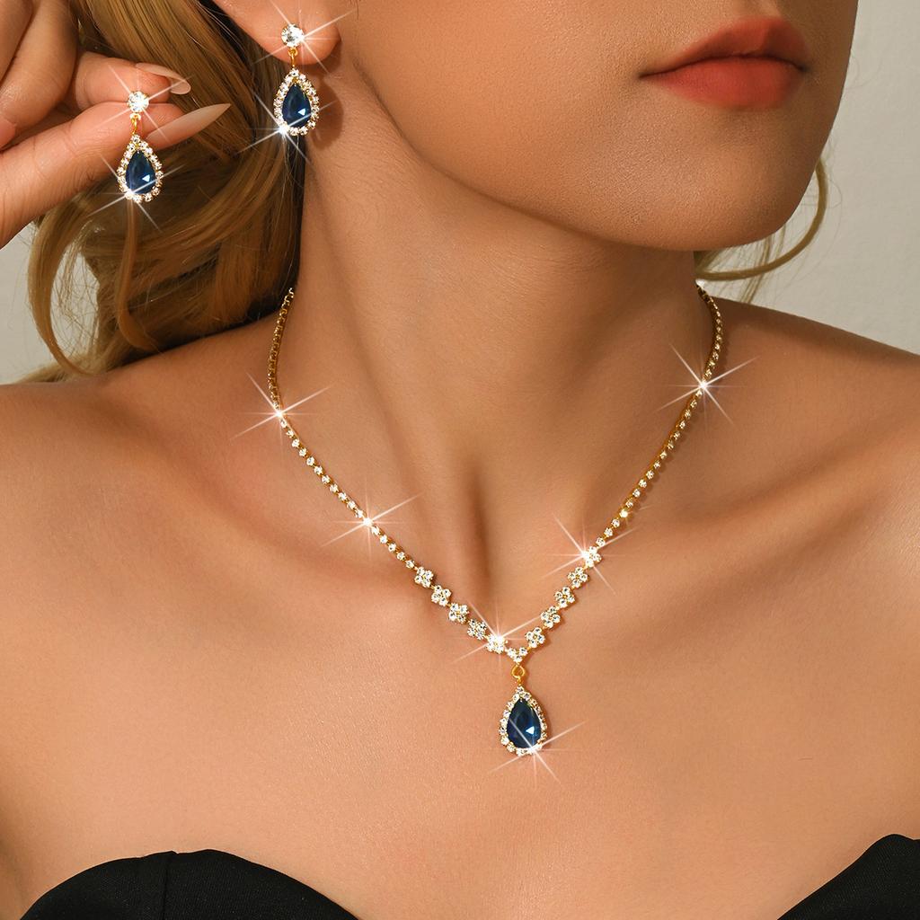 Water Drop Neck Chain Collarbone Chain Dinner Accessories Women'S Delicate Claw Chain Necklace Earrings Bracelet Set Four-Piece Set