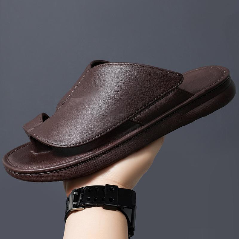 Fashion Men Summer Sandals Fashion Leather Casual Slipper Non Slip Soft Soled Casual Sandals for Wearing Outside Beach Slippers for Men