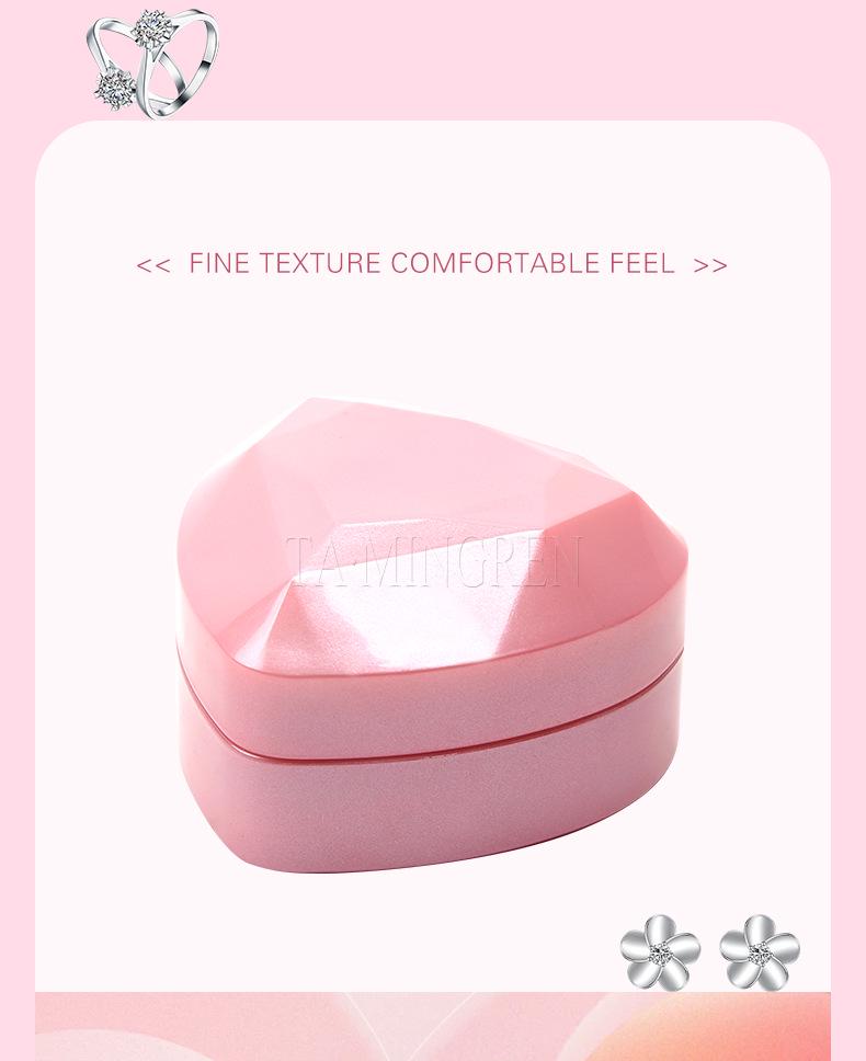 Heart-Shaped Piano Lacquer LED Jewelry Box for Rings and Pendants