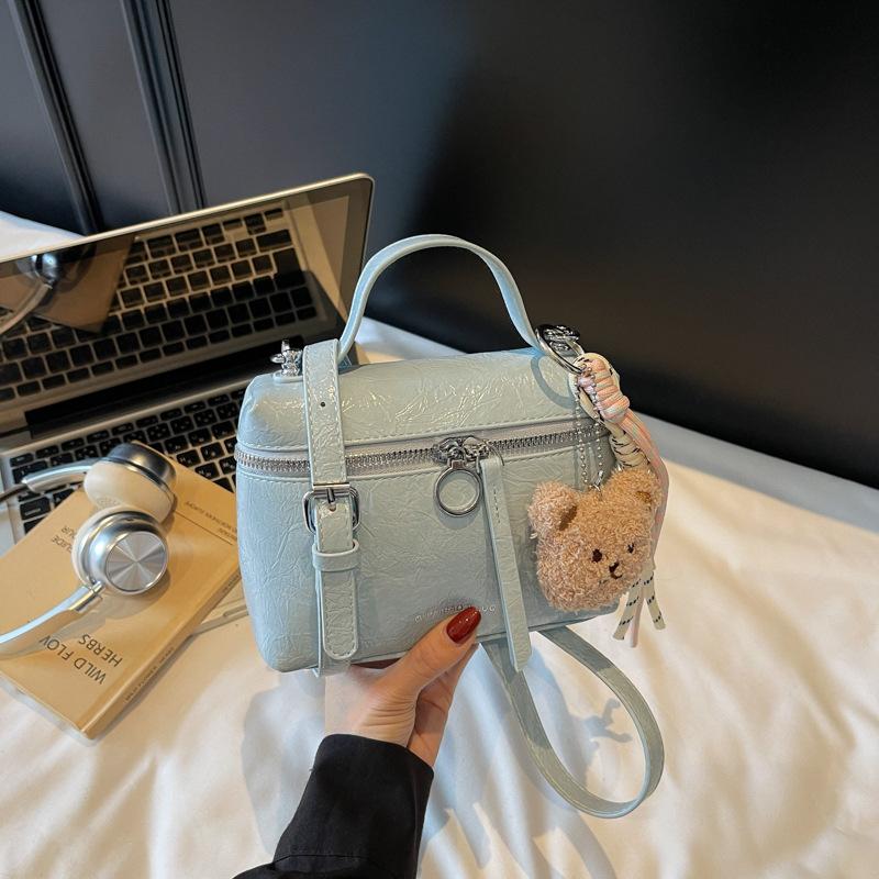 Burst pattern portable small bag women's 2025 summer new trendy lunch box bag niche shoulder messenger bag wholesale