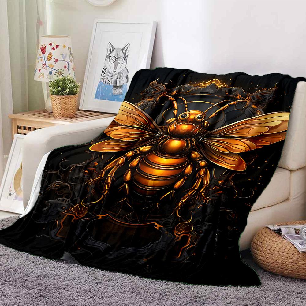 1pc Golden Bee Emblem Blanket Lightweight Flannel Blanket Throw Blanket For Sofa, Bed, Travel, Camping, Livingroom, Office Yy251015175