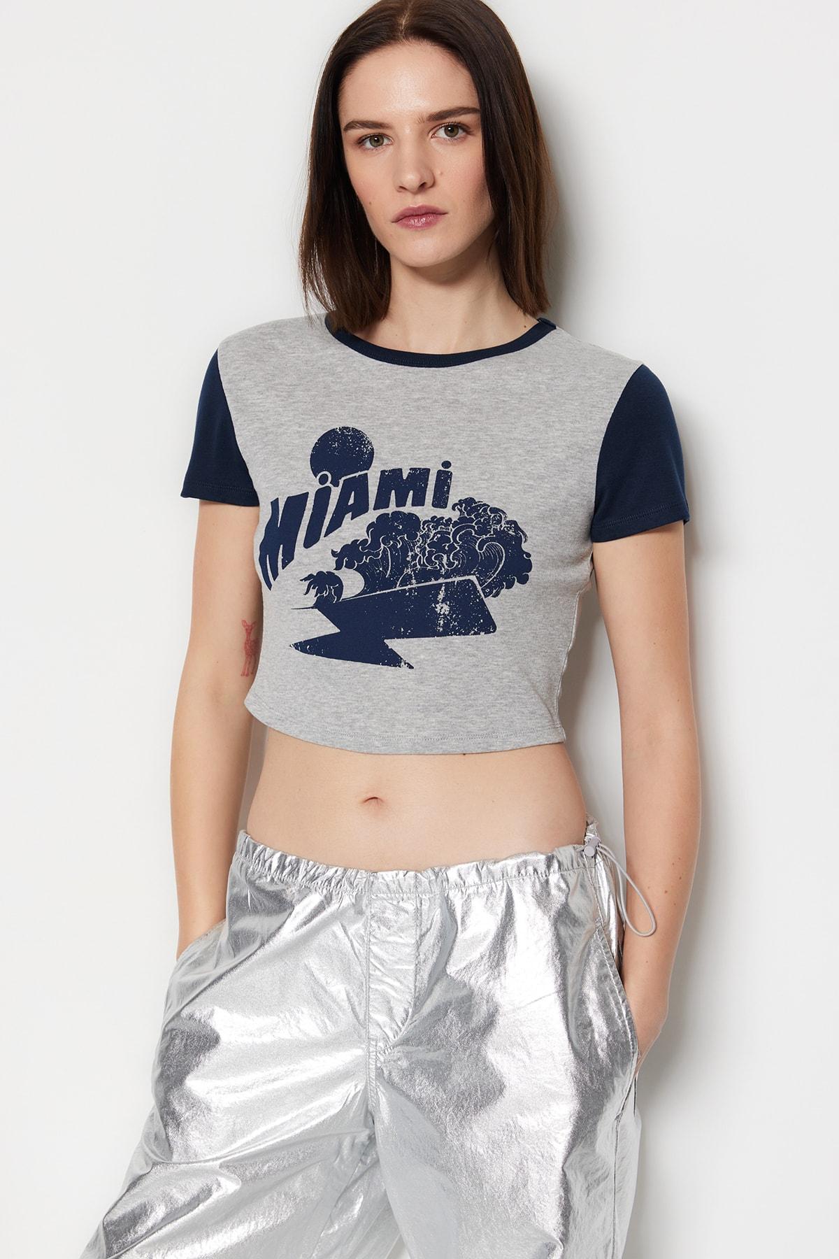 

Футболка - Серый - Slim fit