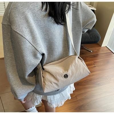 New  Simple Large-capacity Messenger Bag Casual Shopping Fashion Casual Women's Shoulder Pillow Bag