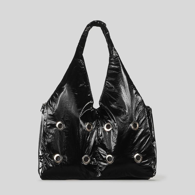 Niche Design Rivet Underarm Bag Single-shoulder Bag Large-capacity Casual Handbag