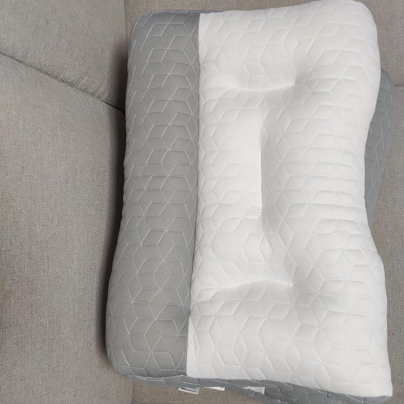 Zoned Sleep-Assisting Pillow, Cervical Reverse Traction Pillow, Soy Fiber Neck Support Pillow Core, Knitted Household Pillow for Student Dormitory