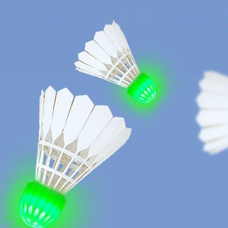 4pcs Light Weight LED Lighting Sport Badminton Night Training LED Glow Shuttlecocks For Outdoor Sports Easy to Use