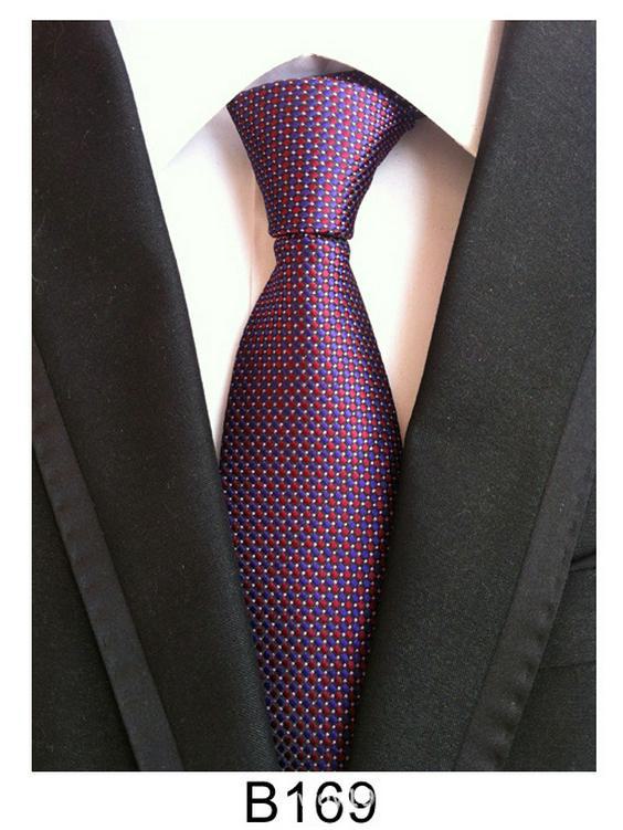 Cravate homme en soie et polyester faite main – Décontractée, formelle ou professionnelle