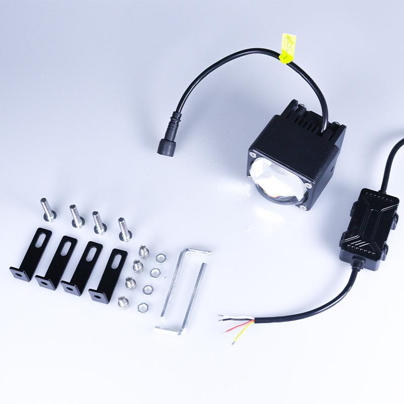 High Power Yellow And White Double Color Ribbon Tangent Led Bifocal Lens 80W Middle Net Led Headlights Motorcycle Spotlights