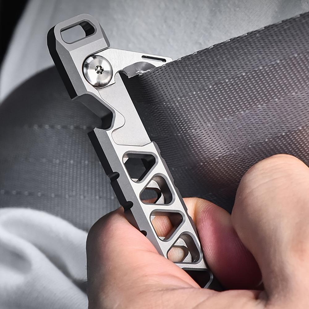 1PCS Durable Titanium Alloy Everyday Carry Pry Bar – A Multi-purpose Pocket Tool Designed Specifically for Outdoor Survival and Camping