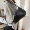 French Retro Rivet Handbag Spicy Girl Style Commuting Shoulder Bag Pillow Underarm Bag  Winter