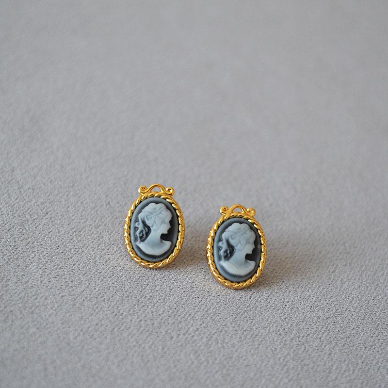 

French Vintage Lace Mirror Relief Gilt Brass 925 Silver Stud Earrings