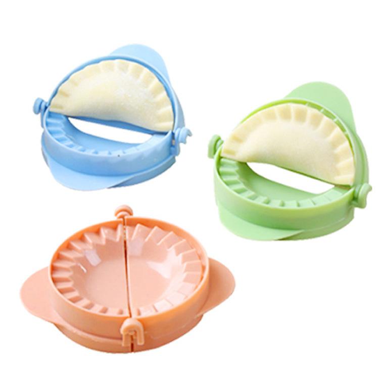 Mini Manual Dumpling Maker Kitchen Tool for Home Use