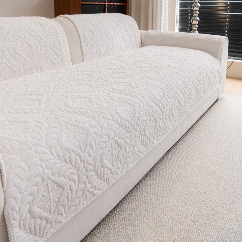

Plush Sofa Covers for Living Room Warm Universal Couch Mat French Style Non-slip Sofa Seat Pad Home Deco Quilted Jacquard Craftsmanship Sofa Cover 90*90cm 1pcs